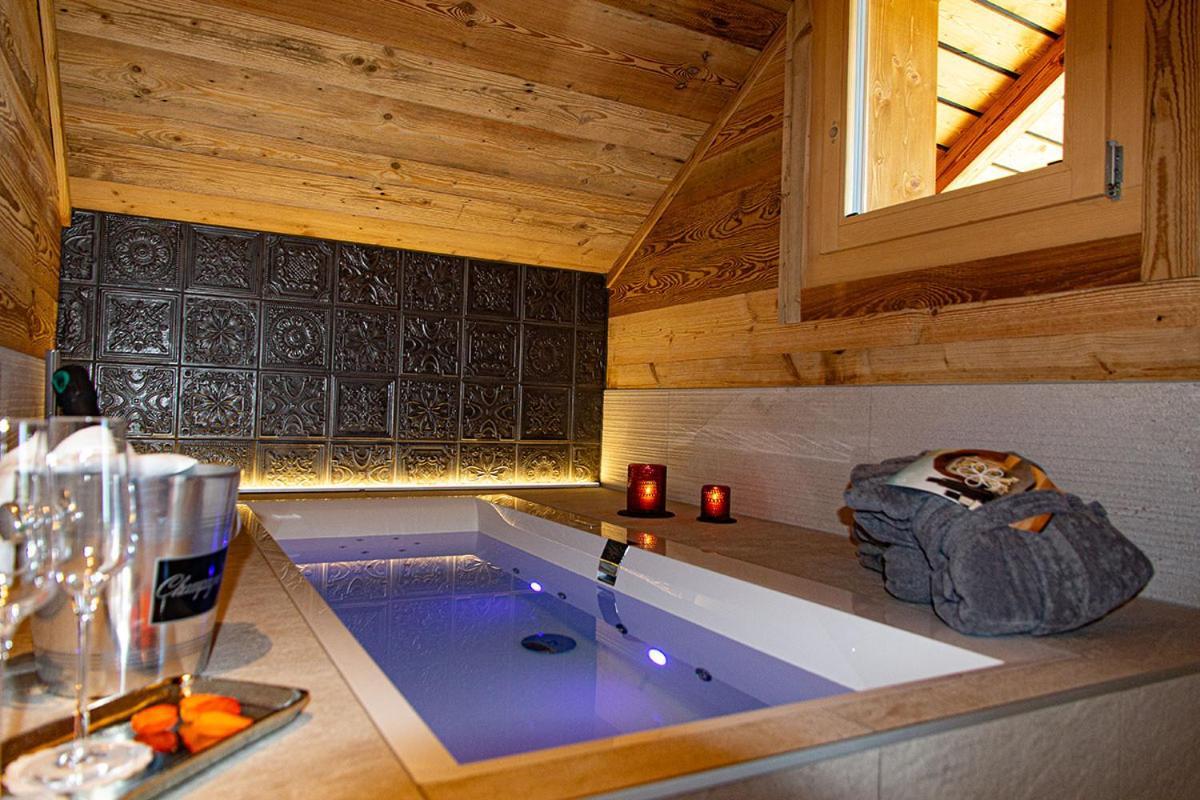Le Vieux Chalet Cresuz Exterior photo